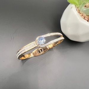 Stainless steel bracelet